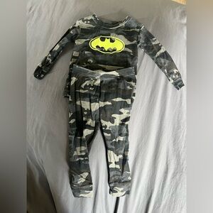 Toddler camo Batman pajama set baby gap size 12-18 months